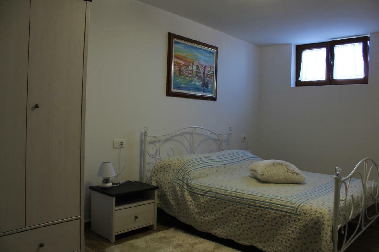 Apartment Apartman Robi